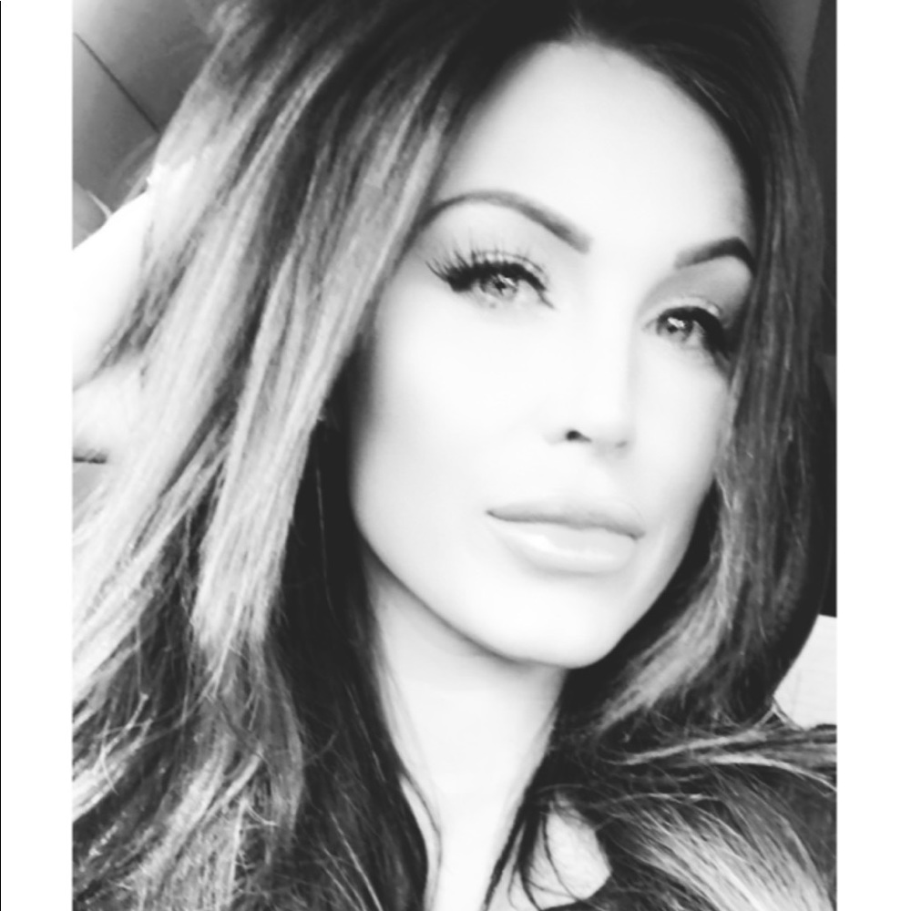 Meet your Posher, Jessica